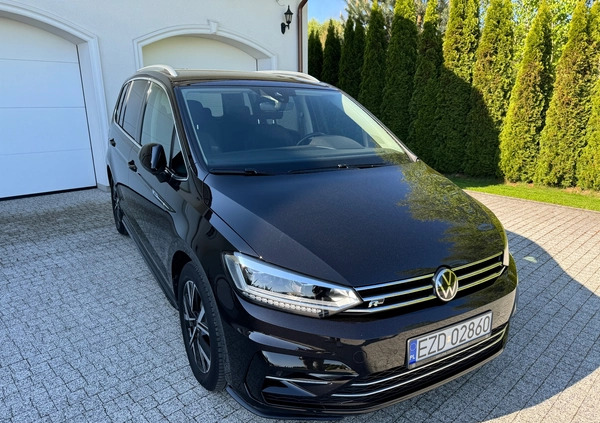 Volkswagen Touran cena 119000 przebieg: 48688, rok produkcji 2020 z Szadek małe 781